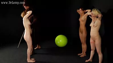 ఇద్దరు అభిమానులు సెక్స్ తెలుగు సెక్స్ సెక్స్ సెక్స్ ఒక రాక్ బ్యాండ్ యొక్క నాయకుడు సభ్యుడిని పంచుకుంటారు