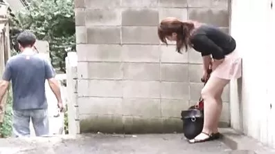 అందమైన అమ్మాయి వేరొకరి హౌస్ చొచ్చుకుపోయే కోసం రెండు తెలుగు సెక్స్ సెక్స్ ట్రంక్లు లో ఇబ్బంది పెట్టాడు