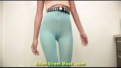 ఒక పెద్ద ఆత్మవిశ్వాసం తో ఒక పచ్చబొట్టు రాకర్ ద్వారా హార్డ్ సెక్స్ సెక్స్ తెలుగు తెలుగు సెక్స్ ఇబ్బంది పెట్టాడు