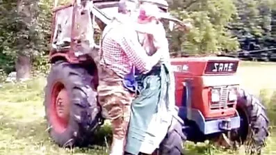 పొరుగు ఒక సందర్శన కోసం పిలుపునిచ్చారు మరియు తెలుగు సెక్స్ సెక్స్ పొందుటకు సభ్యుడు అడిగారు – బహుశా, భర్త మళ్ళీ ఒక వ్యాపార పర్యటనలో ఉంది.