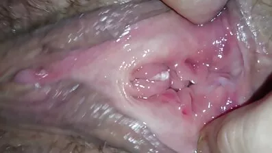 బీచ్ లో, తెలుగు సెక్స్ సెక్స్ ఒక సన్నని అమ్మాయి ఒక వ్యక్తి యొక్క రాడ్ లోకి విరిగింది